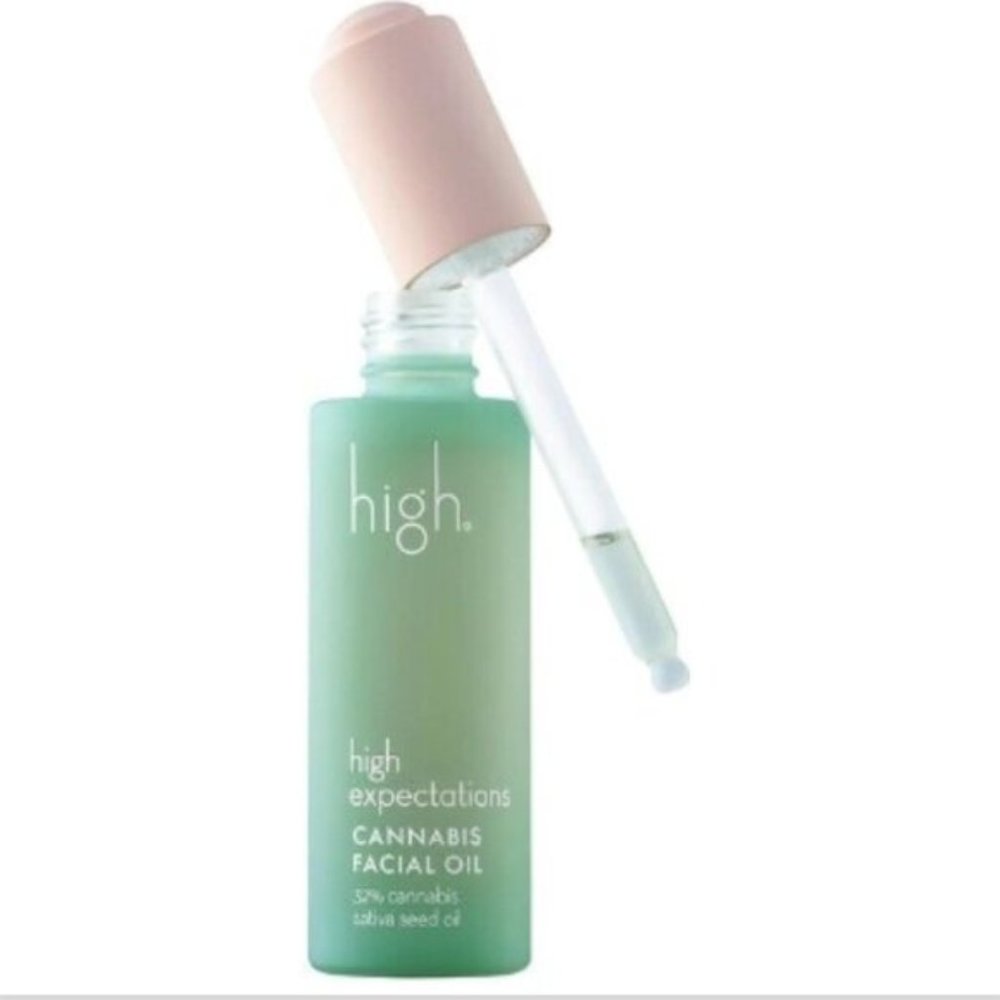 High Beauty High Expectations Facial Oil- NEW in Box - Picture 1 of 6